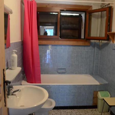 Confortable 4 Pièces, Proche Centre Et Remontées, 8 Personnes, Parking, Animaux Admis - Fr-1-676-118 Appartement *